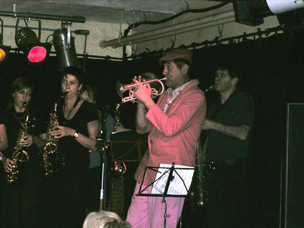 Fanfare Felue 02.jpg